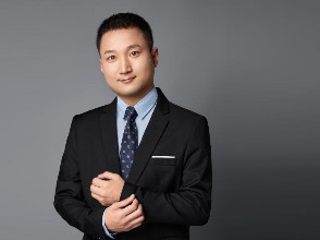 佳贝艾特何鹏飞：没有完不成的目标，只有不主动想办法的人|尊龙凯时人生就是搏·「中国区」官方网站人物志·百日大会战特辑②