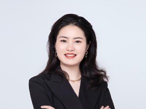 佳贝艾特黄丹：计算机专业转行做销售，如今她带领团队“战果累累”